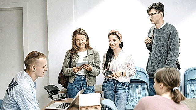 Dil Okulunda Başarılı Olmanın 10 Yolu