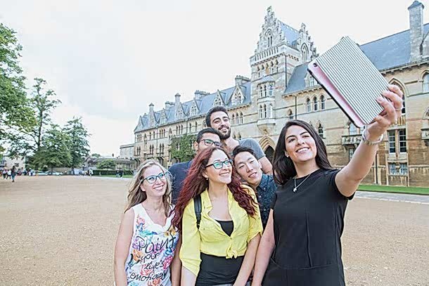 Yurtdışında 4 Aylık Dil Eğitimi